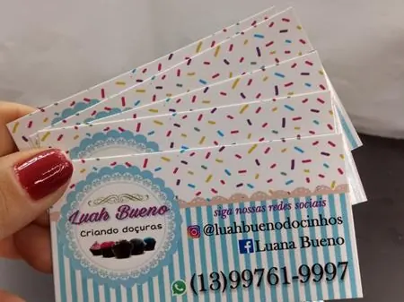Cartões de visita personalizados